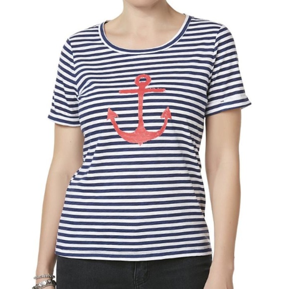 size XL, bust up to 44” inches, beautiful anchor shirt, new ⚓️ condition - Picture 1 of 10